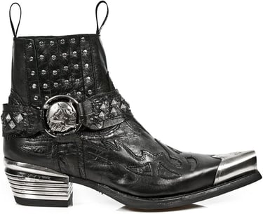 Goth Cowboy Boots. Black Leather, Skull Metal Accents