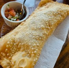 Pastel da Sol e Mar Itamambuca