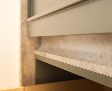 Giulia Sbrogiò | designer - cucina - cucina con gola - gola cucina - cucina a gola- cucina veneta - veneta cucine