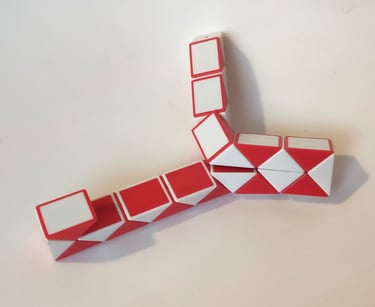 Magic Snake Cube Twist Puzzle