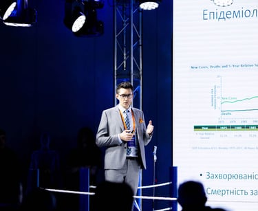хірург-уролог, онкоуролог Олександр Стаховський, уролог, рак нирки, операції на нирці, лапароскопія