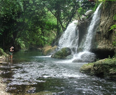 waterfall tour santo vanuatu