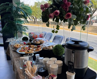 Vuboo Event designer, mesa de coffeebreak para eventos corporativos, talleres, cursos y más