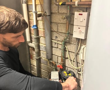 magnetic filter servicng