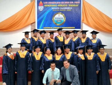 foto de graduacion seminario esdras