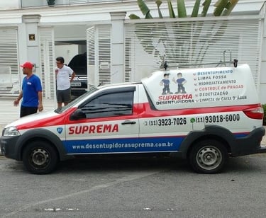 carro da suprema desentupidora