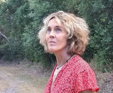 Corine, hypnothérapeute et bains sonores