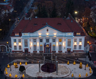 Debrecen Klinika központ Asia Global Kft újította