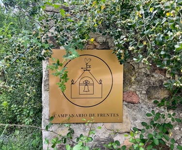 Campanario de Frentes: Contacto