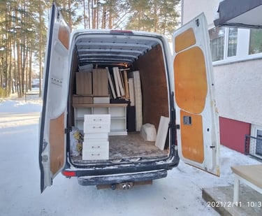 Грузоперевозки в Нарве — фургон до 1,5 т Помощь при переезде в Нарве и Таллине.