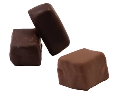 Spekken omringd met melk en pure chocolade