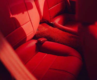 camaro z28 rouge décapotable sellerie