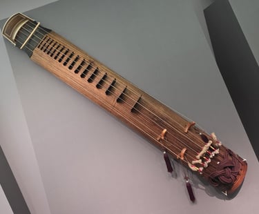 Geomungo on display at the Gukak Museum in Seoul