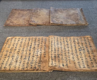 Replica war diary of Admiral Yi Sun Shin