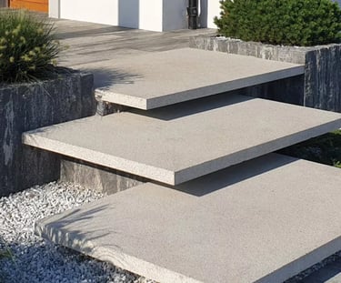 Floating steps