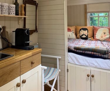 Cosy small double bed.