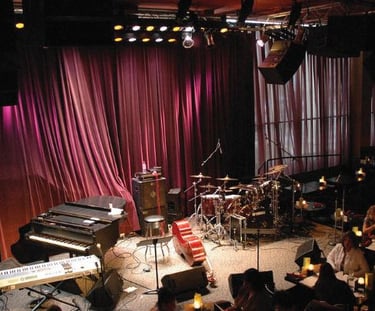 installation live music