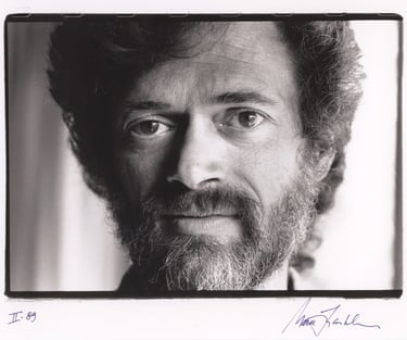 Ritratto di Terence McKenna, foto di Marc Franklin, 1989.