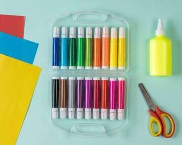 empaques de esferos, lapices, escolares en plastico termoformado