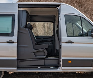 Brigadių automobilių įrengimas