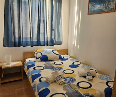 small bedroom