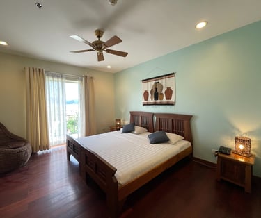 Superior Balcony Room with sea view and private terrace at Corto del Mar boutique hotel in Coron, Pa