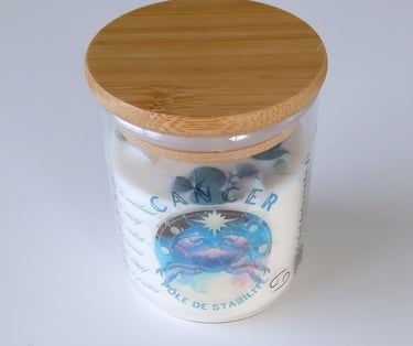 Cancer zodiac sign candle with decan stone