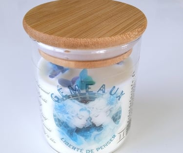 gemini zodiac sign candle with decan stone