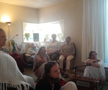 Vedanta meditatie bijeenkomst in IVS centrum Bhagavan in Malden
