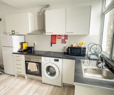 Quinta Sao Roque Hydrangea kitchen