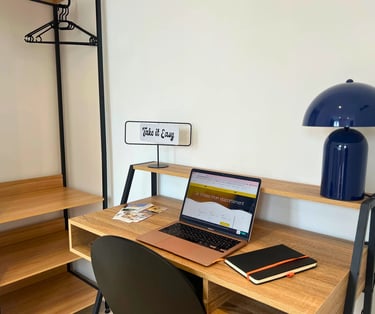 Coin bureau avec espace de travail, logement professionnel à Dunkerque