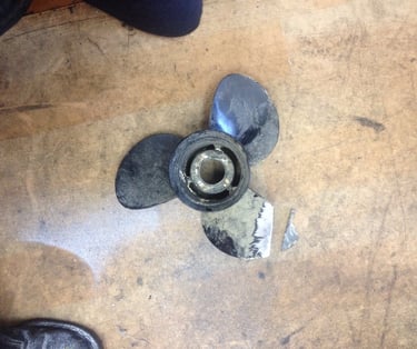 Sváření_vrtulí_lodích_motorů_profi_Vojtěch_Stádník