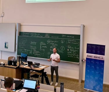 Tobias Fraunhofer bringt uns das Thema Optionen näher