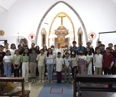 Areka Santo Oscar bersama Romo Widastra SVD