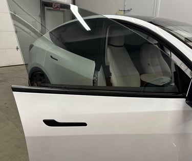 Tesla window tint, mobile window tinting, window tinting, auto window tinting, mobile detailing 
