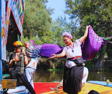 Soy Apapalotl. La Mariposa de las aguas que cuenta leyendas y narra historias de amor...