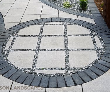 Custom circle paving Romford, Hornchurch, Upminster, Brentwood