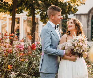 hochzeitspaar-in-der-trinkkuranlage-bad-nauheim