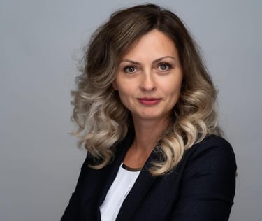 alina nicolescu close-up
