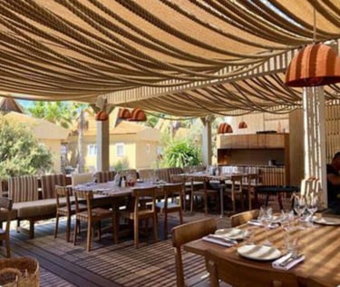 mobilier en bois vernis vernissage professionnel 