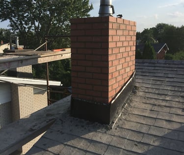 Montreal brick chimney rebuild