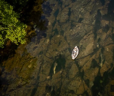 Drift boat on the South Holston River