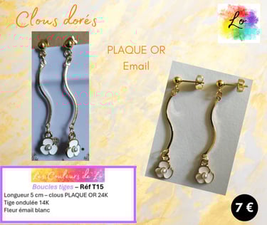 Boucles clous Plaqué or tige rigide fleur émail blanc Les Couleurs de Lo