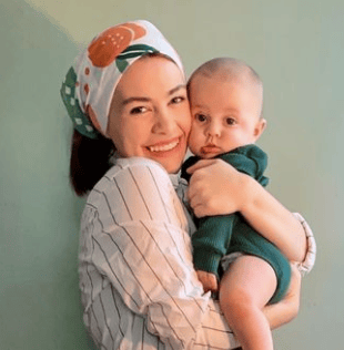 mom and baby