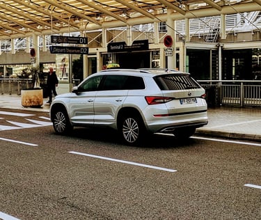 a car parked in front of a building