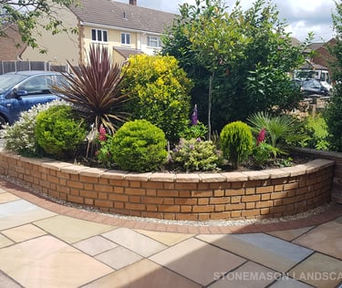 Raised circle curved brick wall planter Romford, Hornchurch, Upminster, Brentwood