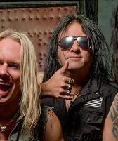 Warrant Founder and guitarist, Erik Turner plays his Tumbleweed custom guitar.