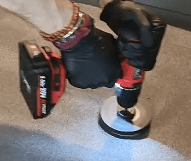 nettoyage canapé professionnel avec matériel écologique