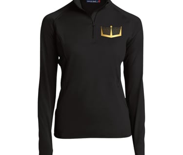 Queen's 1/2 Zip Performance Pullover