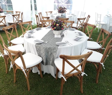 Venta de Silla Crossback para Eventos Fiestas del Sol Mobiliario www.sillasymesasfiestasdelsol.com